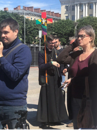 В Петербурге фрики и дегенераты провели «марш Мира» под цветами Незалежной