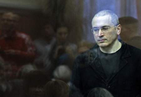 Так и остался прозябающим в Лондоне русским олигархом - фильм о Ходорковском не впечатлил кинокритиков