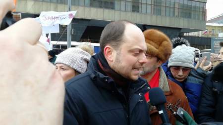 «Хомячье» решило заработать, или Зачем либералы организовали «Марш Немцова»