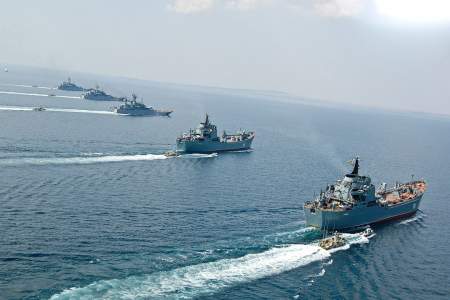 Корабли ВМФ РФ не позволили американским и украинским судам подобраться к Крымскому полуострову