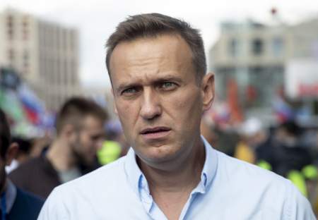 Навальный – политбеженец, или Почему Меркель подыгрывает блогеру