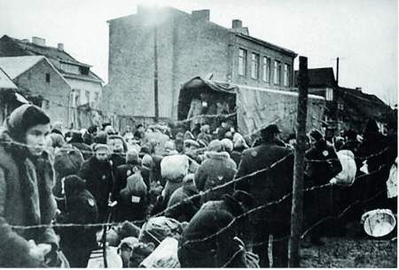 В Литве практикуют двойные стандарты в оценке геноцида евреев во время Второй мировой войны